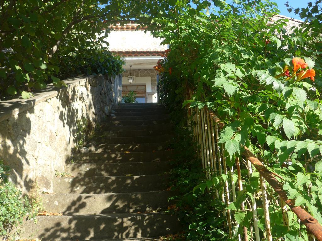La Colline Bleue Bed and Breakfast Banne Εξωτερικό φωτογραφία